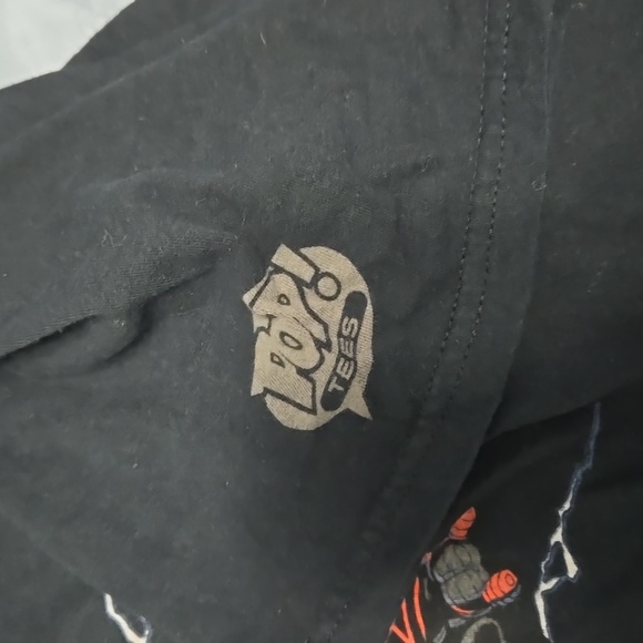 🤩(A) Marvel Secret Wars Graphic Tee - Picture 3 of 5